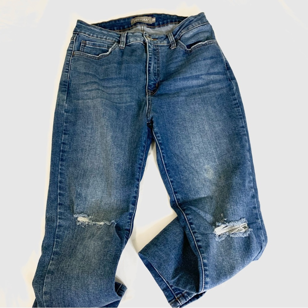 JUST USA Slim Fit Leg Ripped Medium Wash Blue Jeans